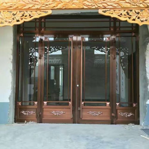 匠心鑄造，品質卓越——探尋臨朐國強門業與金斗門業的仿銅門訂制之道